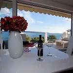 Anamaria Apartman *