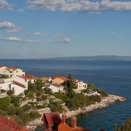 Anamaria Trogir